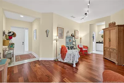 548 NE Canoe Park Circle, Port Saint Lucie, FL 34983 - Photo 5