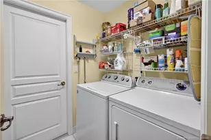 548 NE Canoe Park Cir, Port Saint Lucie, FL 34983 - Photo 29