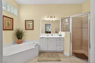 548 NE Canoe Park Cir, Port Saint Lucie, FL 34983 - Photo 21