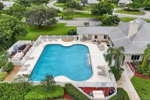 548 NE Canoe Park Cir, Port Saint Lucie, FL 34983 - Photo 41