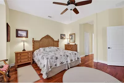 548 NE Canoe Park Circle, Port Saint Lucie, FL 34983 - Photo 17