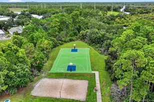 548 NE Canoe Park Cir, Port Saint Lucie, FL 34983 - Photo 55