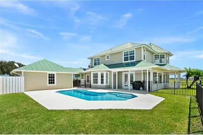 13700 SW Groveside Drive, Stuart, FL 34956 - Photo 33