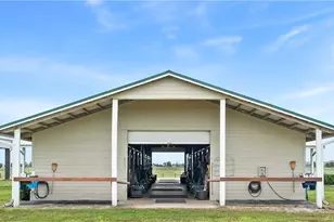 13700 SW Groveside Dr, Stuart, FL 34956 - Photo 9