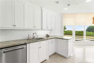 3001 SE Island Point Ln, Stuart, FL 34996 - Photo 5