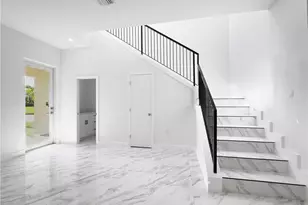 149 SE Cortile Arno, Port Saint Lucie, FL 34952 - Photo 3