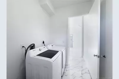 149 SE Cortile Arno, Port Saint Lucie, FL 34952 - Photo 17