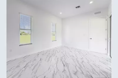 149 SE Cortile Arno, Port Saint Lucie, FL 34952 - Photo 9