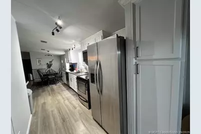 2200 NW 23rd Avenue, Boynton Beach, FL 33436 - Photo 23