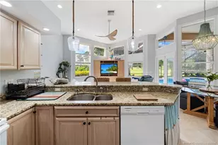 1306 SW Cottonwood Cove, Port Saint Lucie, FL 34986 - Photo 7