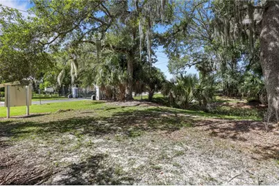 2460 Sweetwater Drive, Fort Pierce, FL 34981 - Photo 15