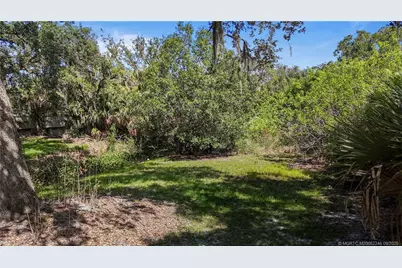 2460 Sweetwater Drive, Fort Pierce, FL 34981 - Photo 17