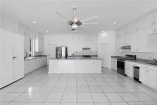 2746 SE Eagle Dr, Port Saint Lucie, FL 34984 - Photo 9