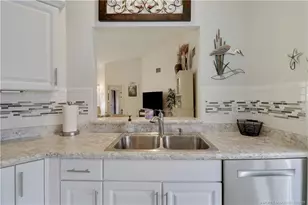 6021 SE Martinique Dr, Stuart, FL 34997 - Photo 5