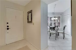 6021 SE Martinique Dr, Stuart, FL 34997 - Photo 3