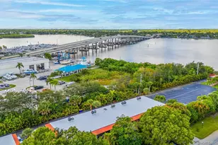 1982 SW Palm City Rd, Stuart, FL 34994 - Photo 19