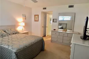 2950 SE Ocean Blvd, Stuart, FL 34996 - Photo 15