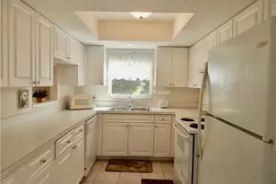 2950 SE Ocean Blvd, Stuart, FL 34996 - Photo 5