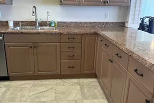 2001 SE Sailfish Point Blvd, Stuart, FL 34996 - Photo 7