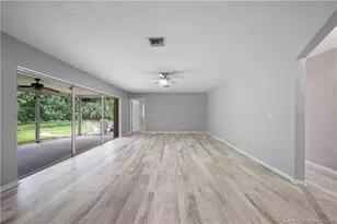 434 NE Acacia Pl, Jensen Beach, FL 34957 - Photo 9