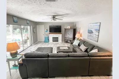 434 NE Acacia Place, Jensen Beach, FL 34957 - Photo 7