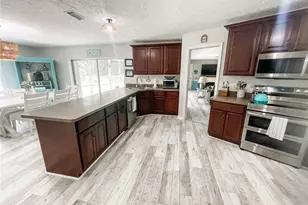 434 NE Acacia Pl, Jensen Beach, FL 34957 - Photo 11