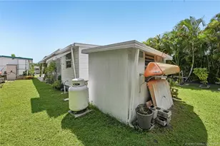 4756 NE Blue Heron Ln, Jensen Beach, FL 34957 - Photo 29