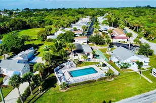 4756 NE Blue Heron Ln, Jensen Beach, FL 34957 - Photo 47