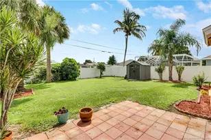 2621 SW Cadet Cir, Port Saint Lucie, FL 34953 - Photo 33