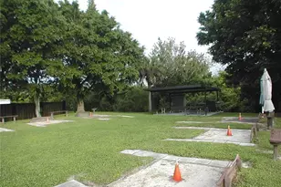 421 SW South River Dr, Stuart, FL 34997 - Photo 43