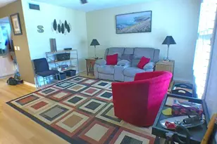 421 SW South River Dr, Stuart, FL 34997 - Photo 7