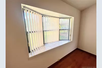 1025 SE 10th Street, Stuart, FL 34996 - Photo 7