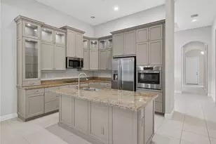 600 SE Fascino Cir, Port Saint Lucie, FL 34984 - Photo 7