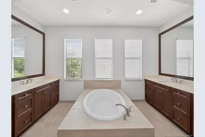 259 SE Calmo Circle, Port Saint Lucie, FL 34984 - Photo 13