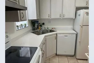 1903 SW Palm City Road #H, Stuart, FL 34994 - Photo 5