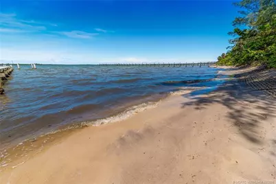 8605 Indian River Drive, Fort Pierce, FL 34982 - Photo 11