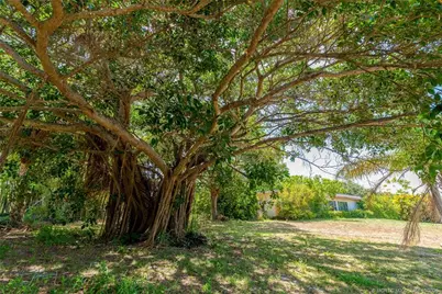 8605 Indian River Drive, Fort Pierce, FL 34982 - Photo 13