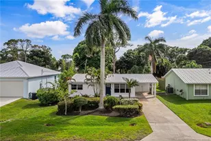 3156 SE Mimosa St, Stuart, FL 34997 - Photo 3