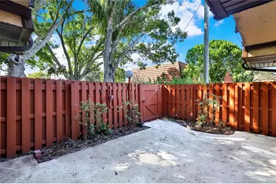 1458 N Lawnwood Circle #24C, Fort Pierce, FL 34950 - Photo 43