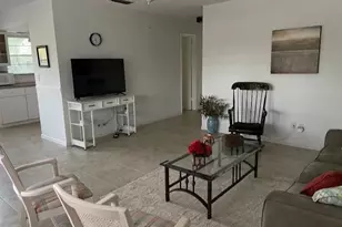 2929 SE Ocean Blvd, Stuart, FL 34996 - Photo 5