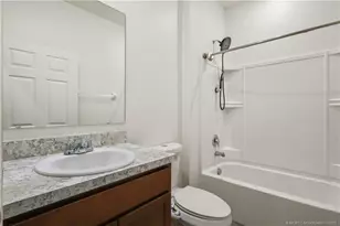 10558 SW Toren Wy, Port Saint Lucie, FL 34987 - Photo 17