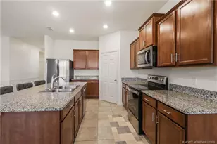 10558 SW Toren Wy, Port Saint Lucie, FL 34987 - Photo 5