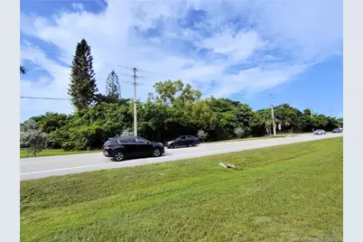 5470 SE Ebbtide Avenue, Stuart, FL 34997 - Photo 3