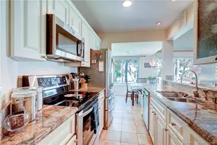 233 NE Edgewater Dr, Stuart, FL 34996 - Photo 23