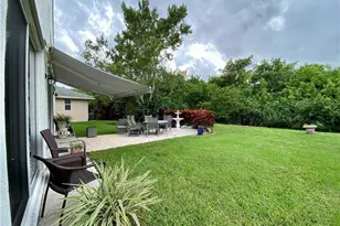 3198 SE Carrick Green Ct, Port Saint Lucie, FL 34952 - Photo 5