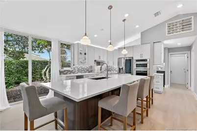 2233 NW Seagrass Drive, Palm City, FL 34990 - Photo 5