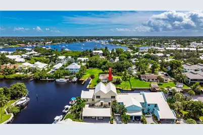 3901 SE Saint Lucie Boulevard #B14, Stuart, FL 34997 - Photo 5