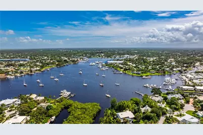 3901 SE Saint Lucie Boulevard #B14, Stuart, FL 34997 - Photo 27