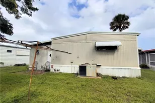 2540 SE Penny Ln, Stuart, FL 34994 - Photo 43