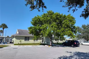 2540 SE Penny Ln, Stuart, FL 34994 - Photo 47